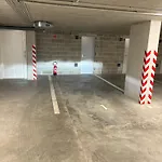 Apartment Topolcianska - Cozy With Parking, Ac & 10min Tram To Old Town