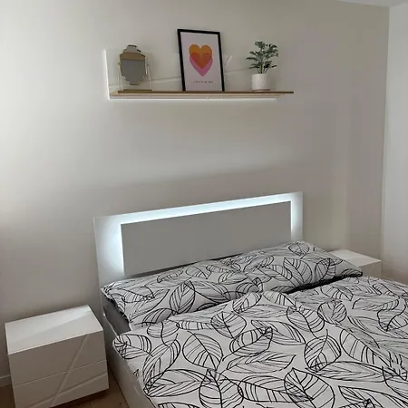 Апартаменты Topolcianska-apartment