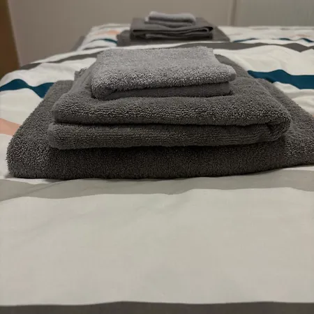 Topolcianska - Cozy With Parking, Ac & 10min Tram To Old Town * Братислава