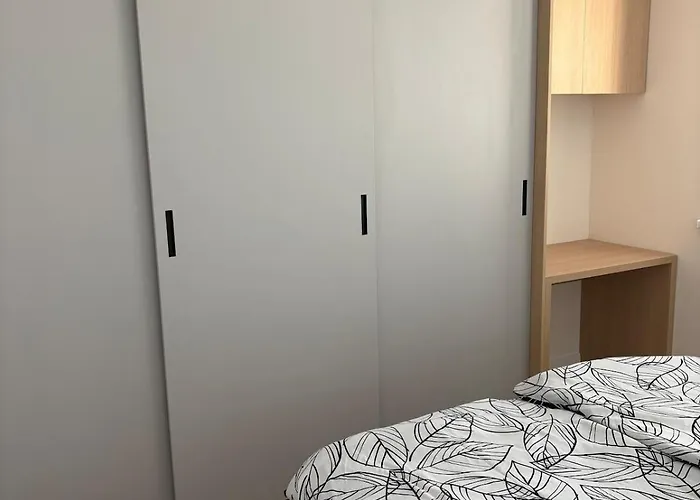 Topolcianska - Free Garage Parking & 10min Tram To Center * Bratislava