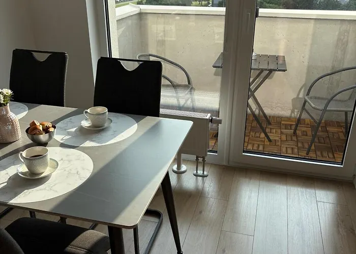 Topolcianska - Free Garage Parking & 10min Tram To Center Bratislava