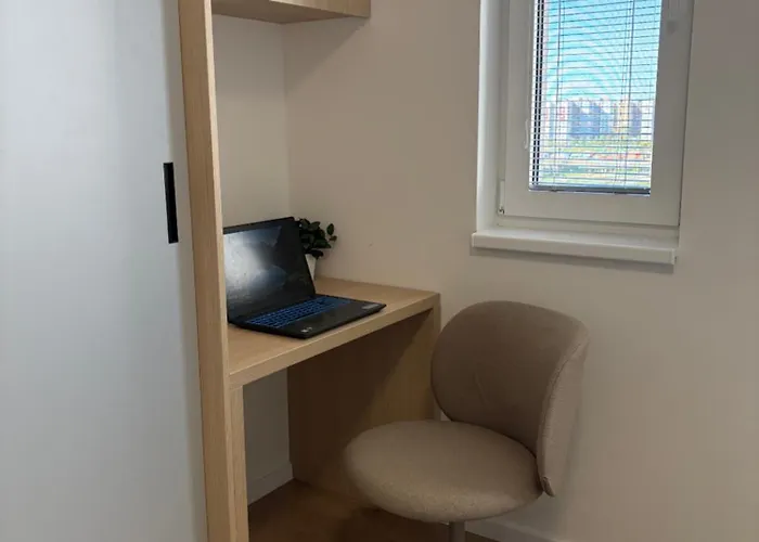 Topolcianska - Cozy With Parking, Ac & 10min Tram To Old Town Lägenhet Bratislava